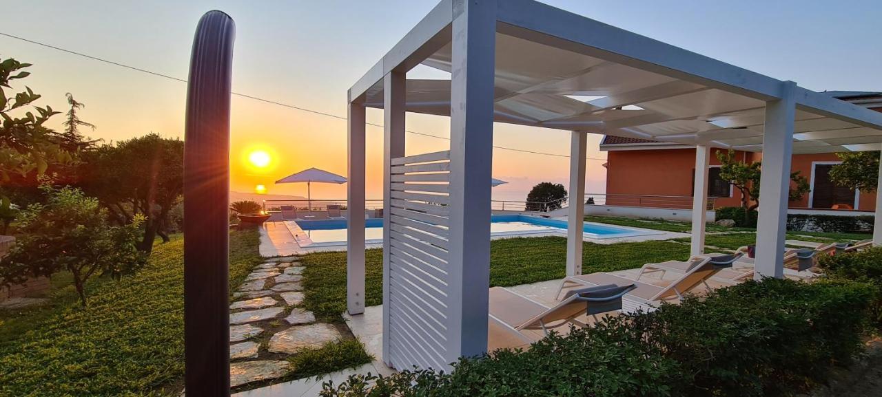 Villa Zufro Вибо-Валентия Экстерьер фото